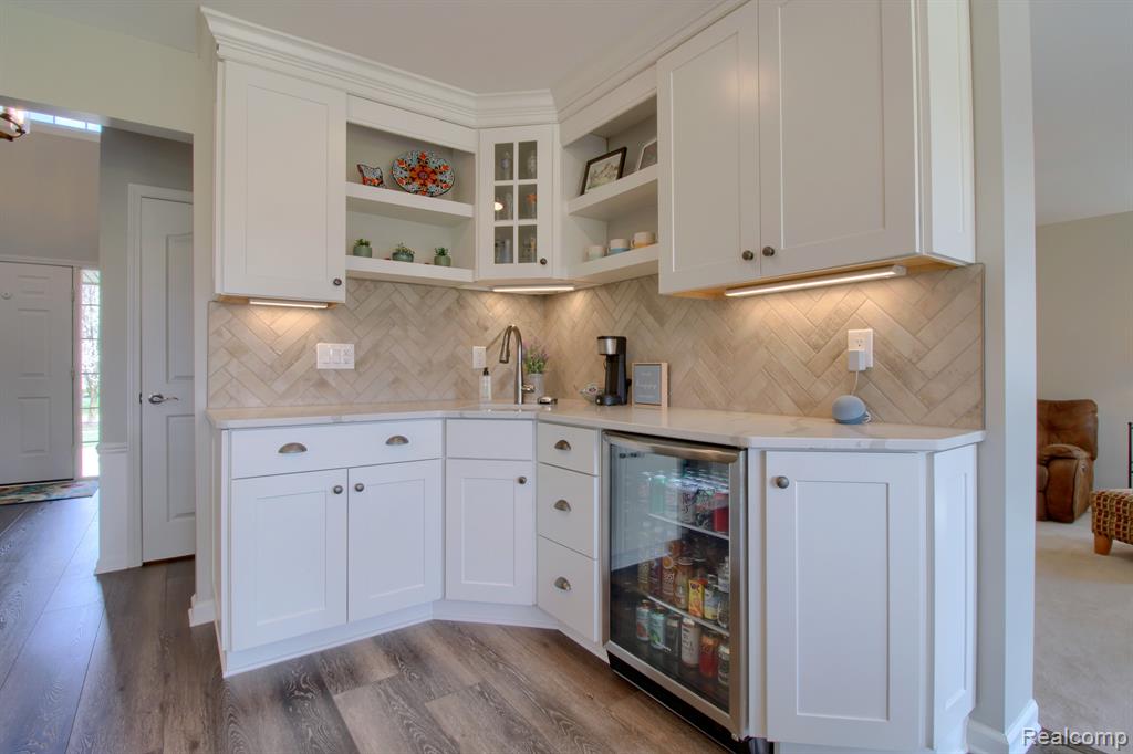 47495 PARKGATE, Canton, MI 48188 — Photo 13
