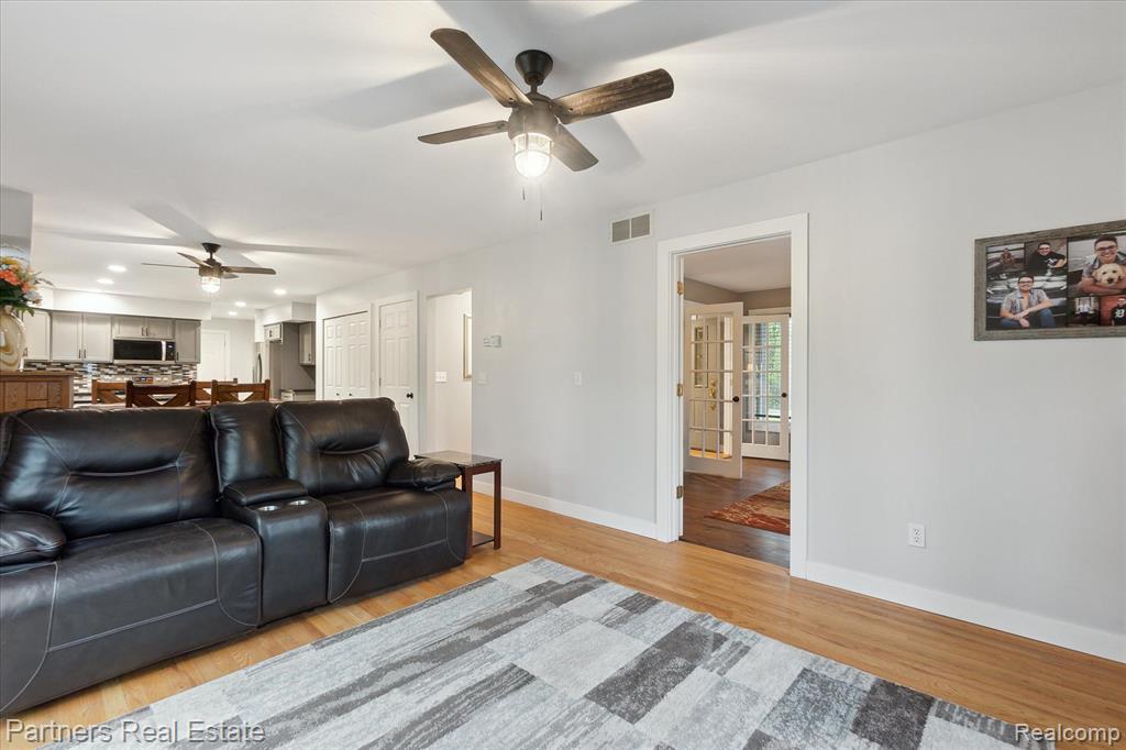 8600 2ND Street, Pinckney, MI 48169 — Photo 9