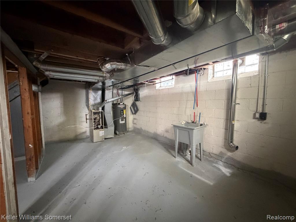 12930 Hayes Street, Detroit, MI 48205 — Photo 33