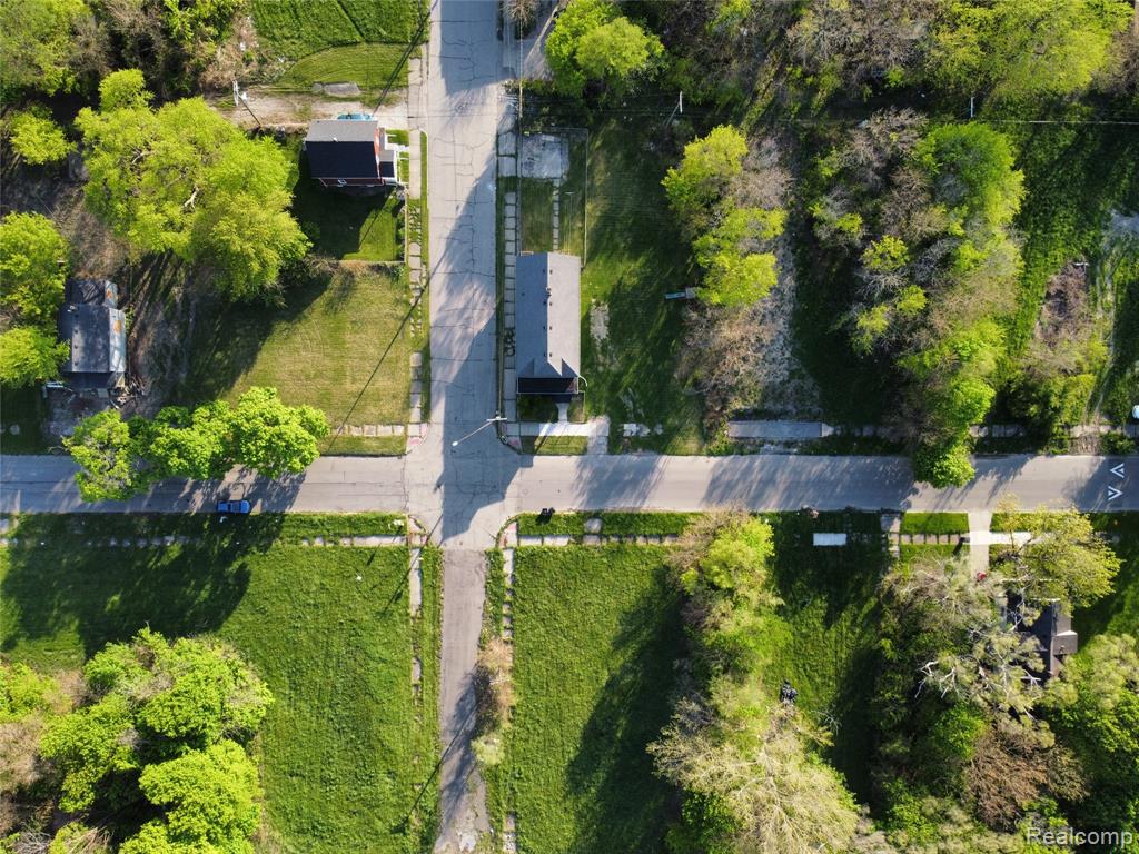 5303 Hurlbut Street, Detroit, MI 48213 — Photo 2