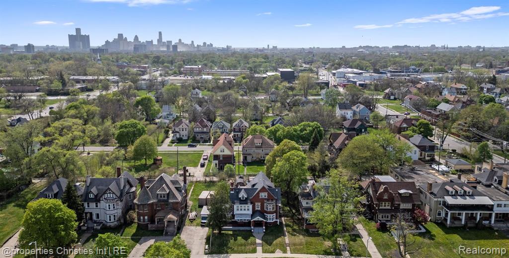 485 E GRAND Boulevard, Detroit, MI 48207 — Photo 29