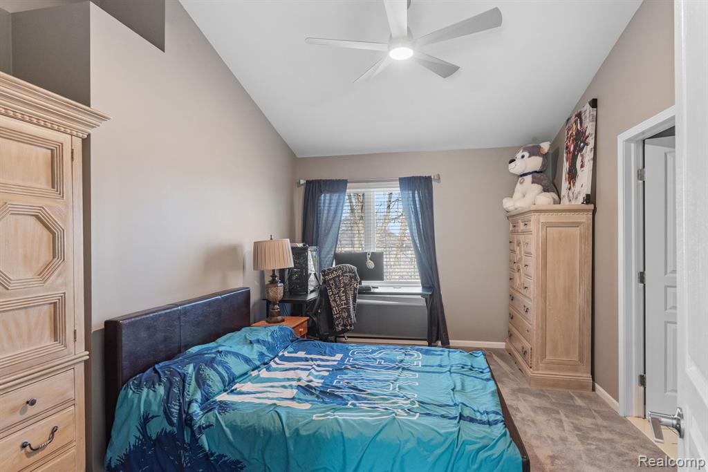 6060 TURNBERRY Drive, Commerce Twp, MI 48382 — Photo 25