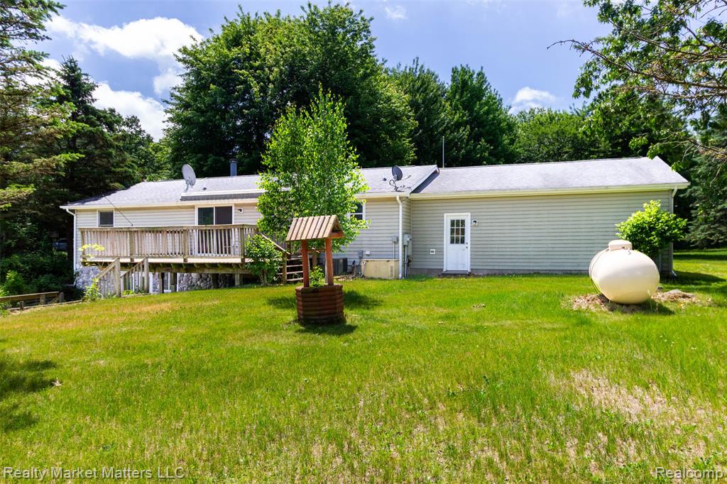 4951 Laur Road, North Branch, MI 48461 — Photo 35