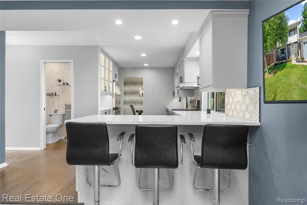 5011 Thorncroft Avenue, Royal Oak, MI 48073 — Photo 23