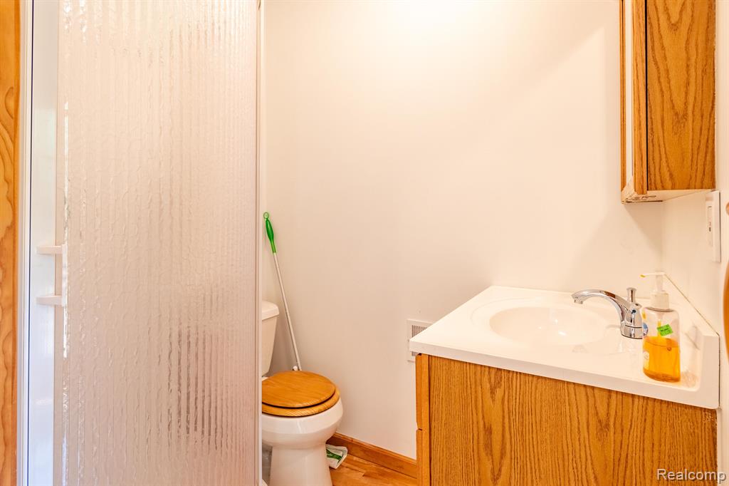 4133 LAHRING Road, Linden, MI 48451 — Photo 44