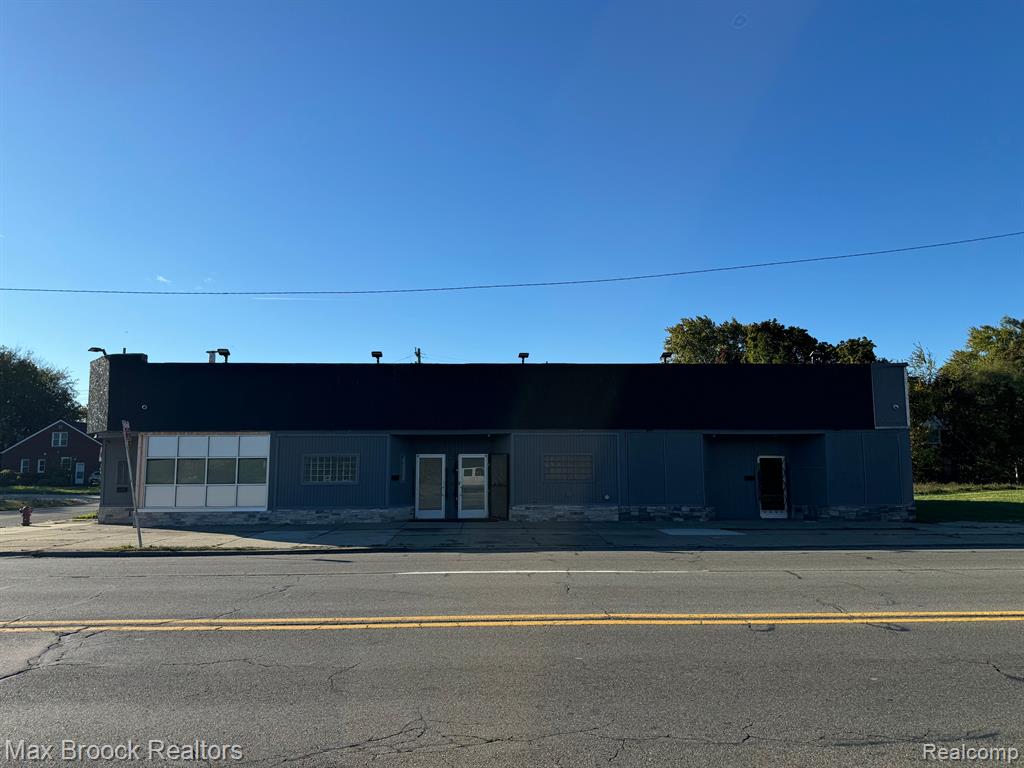 17107 W MCNICHOLS Road, Detroit, MI 48235