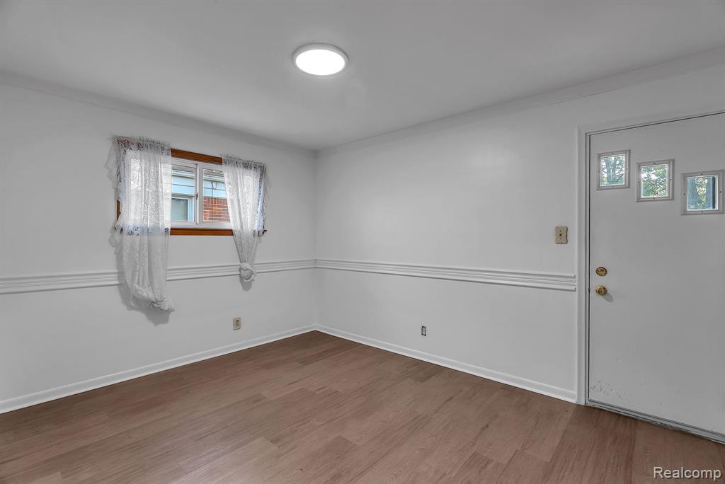 4129 VASSAR Street, Dearborn Heights, MI 48125 — Photo 13