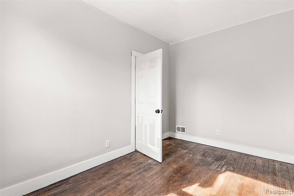 2210 Concord Street, Detroit, MI 48207 — Photo 32