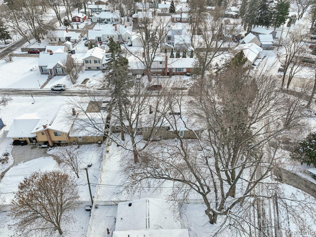 4049 S Shore Street, Waterford, MI 48328 — Photo 30