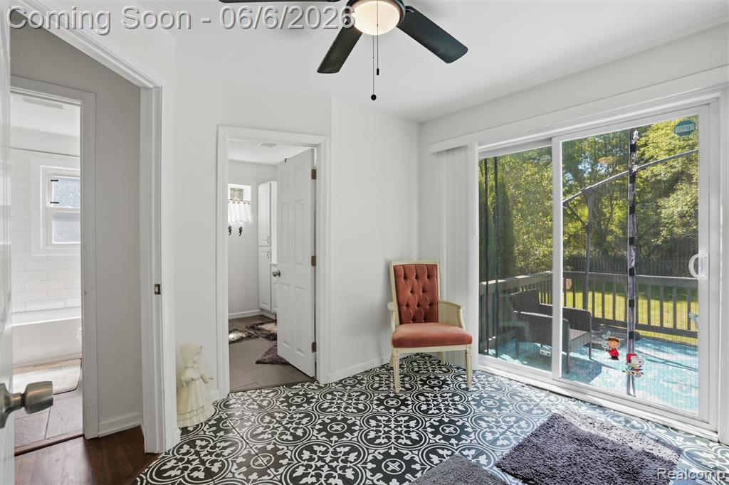 425 W Caroline Street, Fenton, MI 48430 — Photo 14