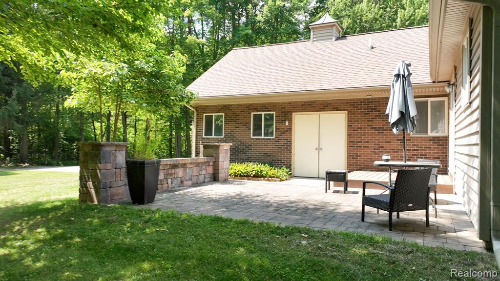 940 W Predmore Road, Oakland, MI — Photo 47