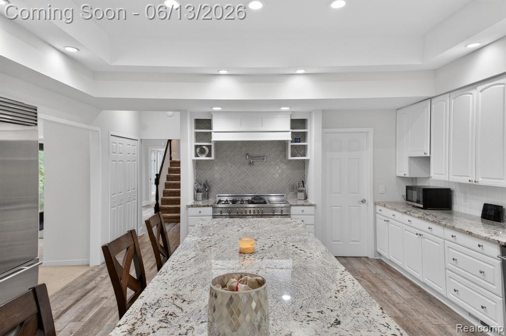 9961 Cross Creek Drive, South Lyon, MI 48178 — Photo 20