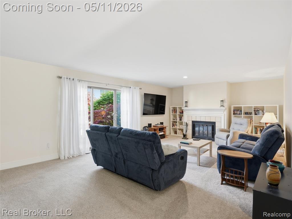 42115 E Edward Drive, Clinton Twp, MI 48038 — Photo 9