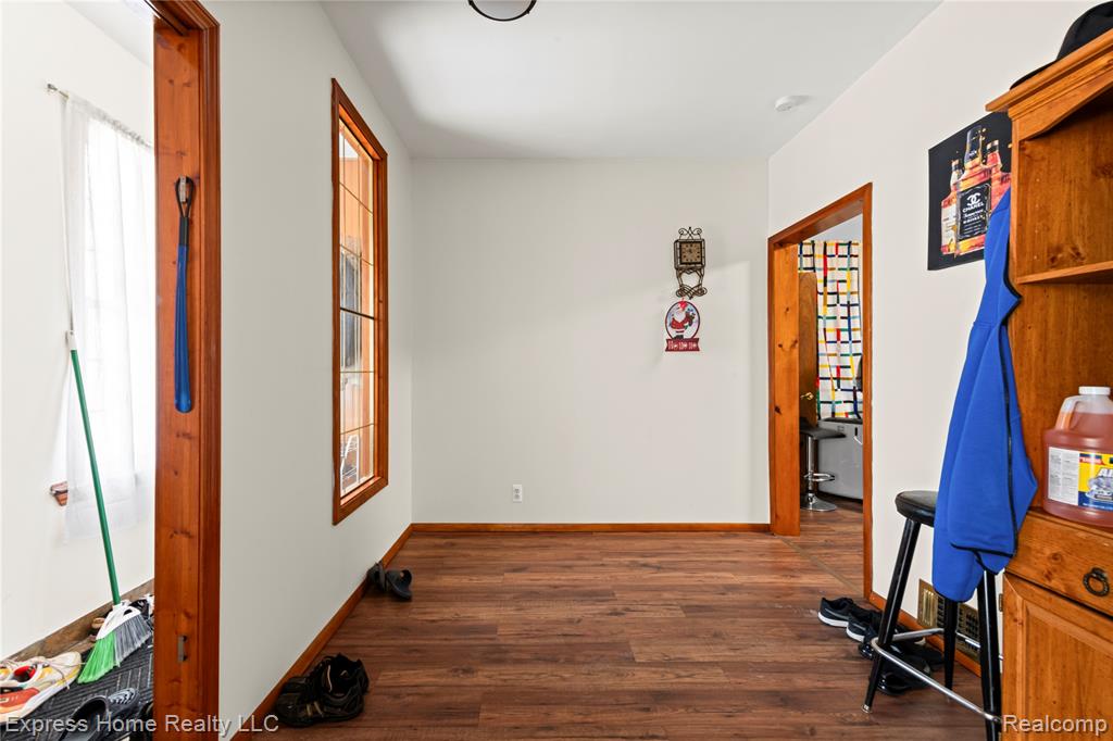 3321 Holbrook Street, Hamtramck, MI 48212 — Photo 11