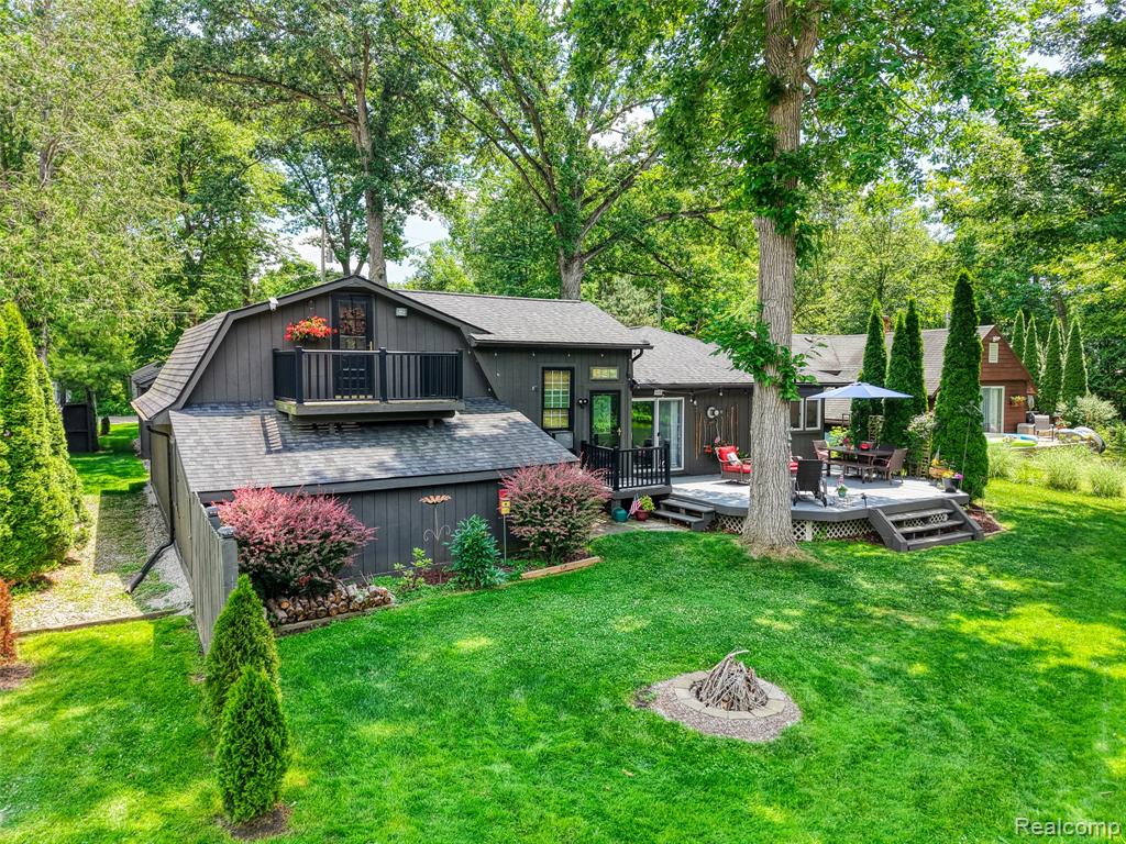 6415 Riverdale Road, Whitmore Lake, MI 48189 — Photo 44