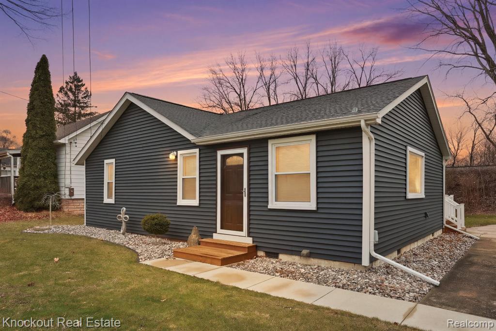 213 E Maple Street, Vassar, MI 48768 — Photo 49