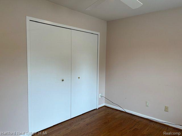 395 WOODVALE Drive, Walled Lake, MI 48390 — Photo 18