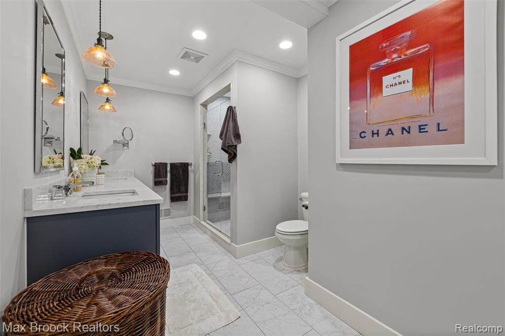 937 Henley Street, Birmingham, MI 48009 — Photo 17