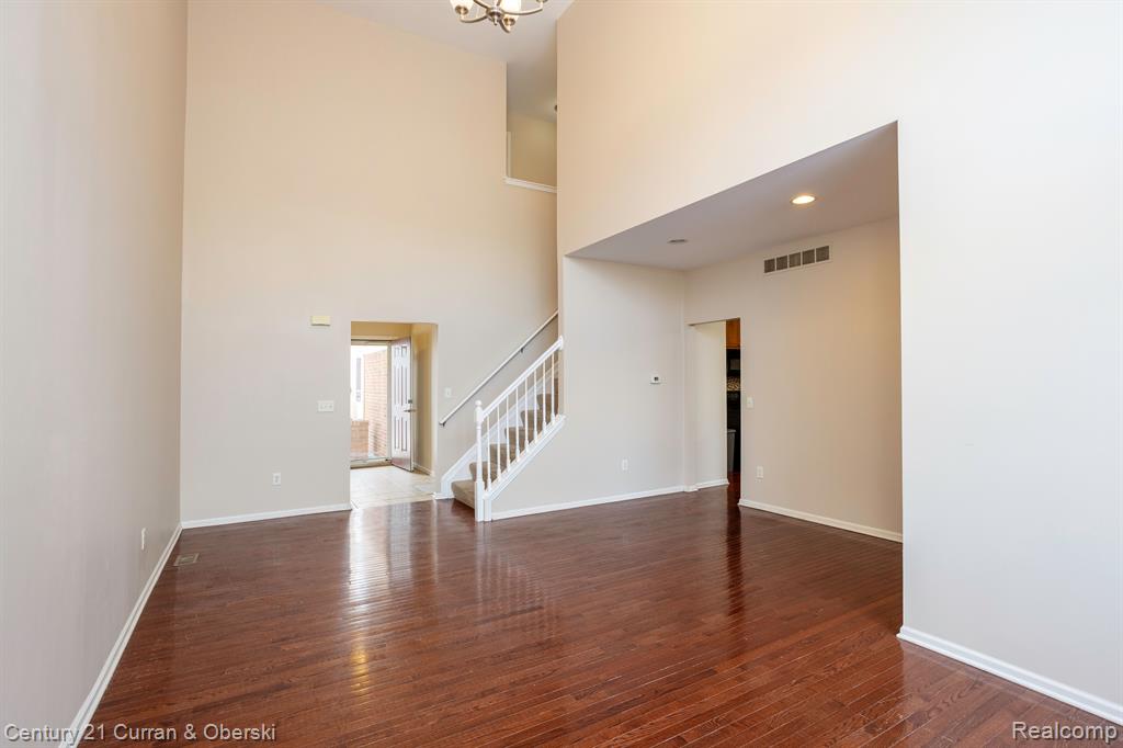 29428 Weston Drive, 124, Novi, MI 48377 — Photo 7