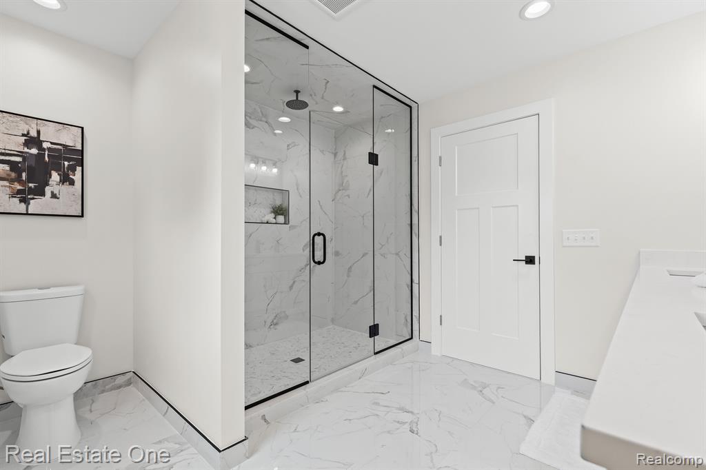 415 HELENE Avenue, Royal Oak, MI 48067 — Photo 14