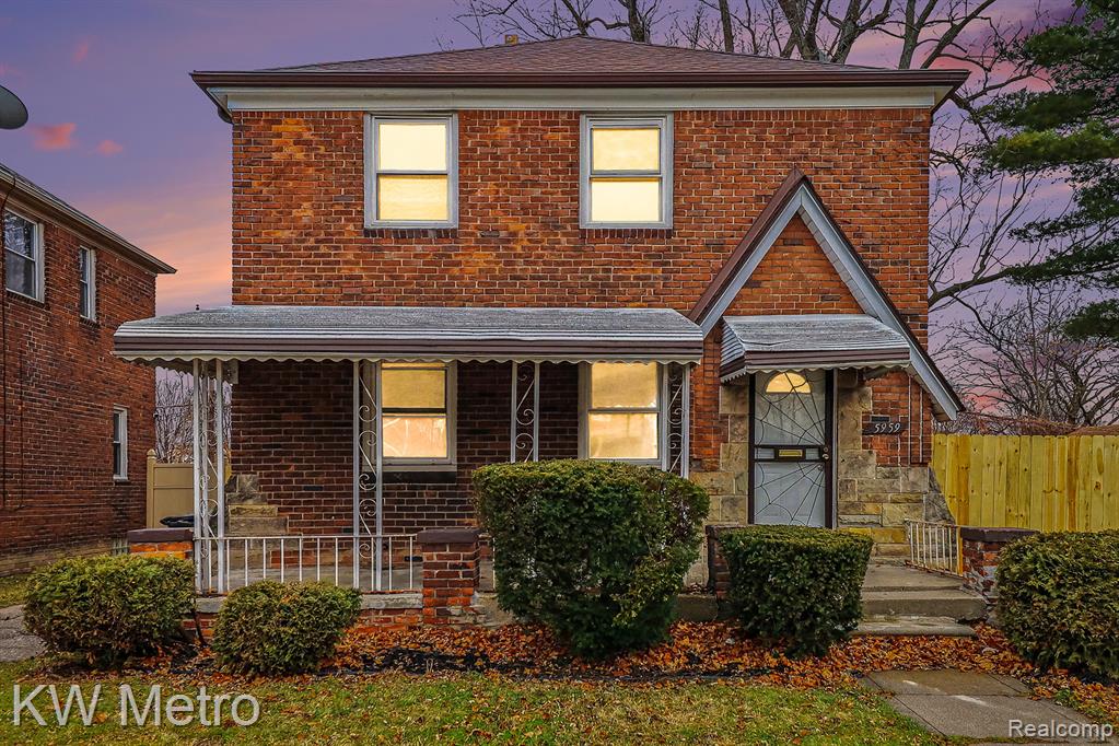 5959 Newport Street - Photo 2