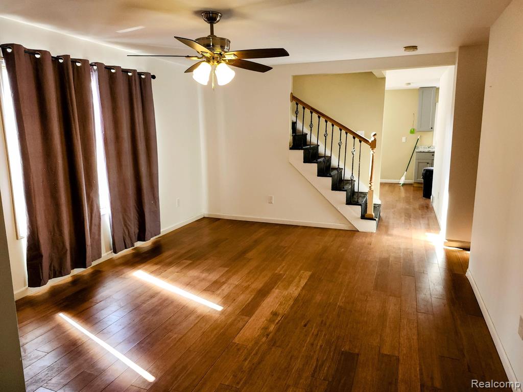 4010 RED ARROW Road, Flint, MI 48507 — Photo 4