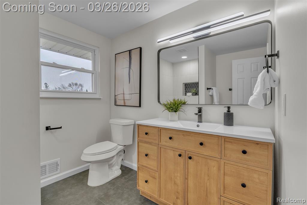 20051 Churchill Avenue, Brownstown, MI 48183 — Photo 28