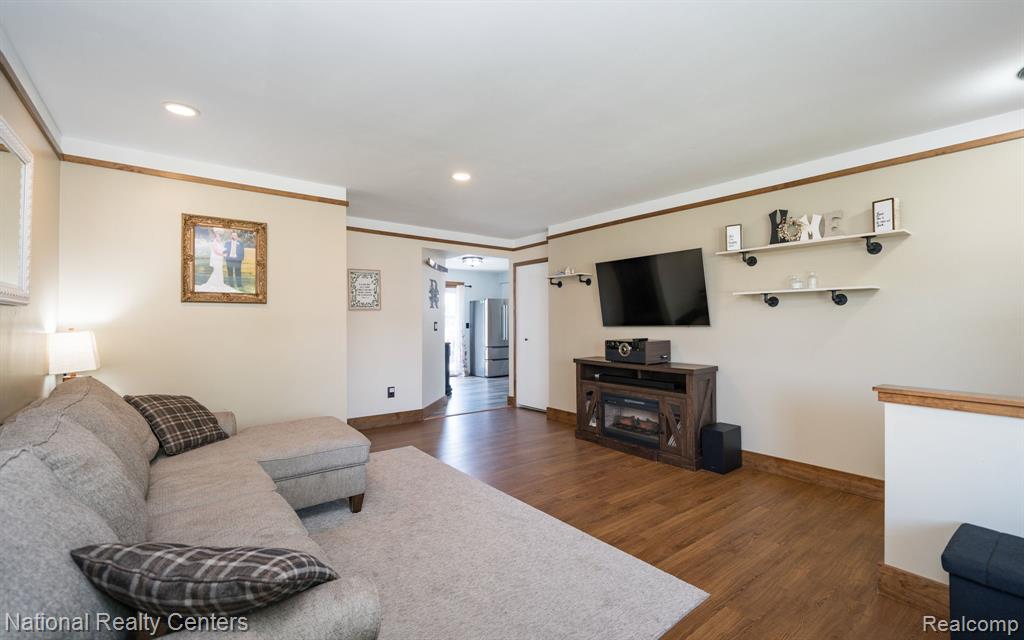 1760 Westwood Drive, Madison Heights, MI 48071 — Photo 6