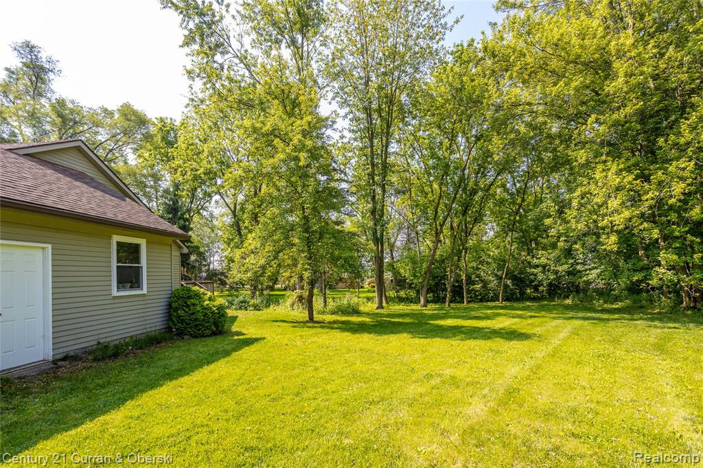 44855 Yorkshire Drive, Novi, MI — Photo 28