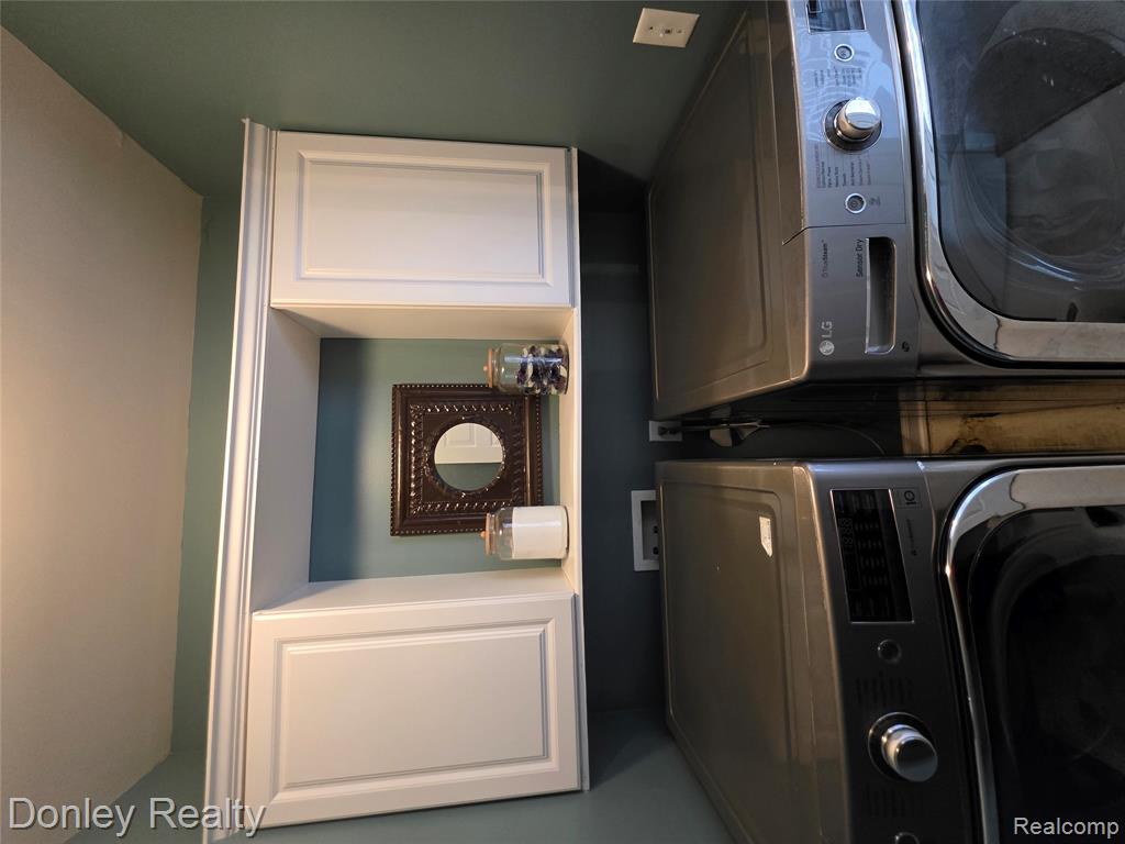 10376 Valley Drive, Goodrich Vlg, MI — Photo 28