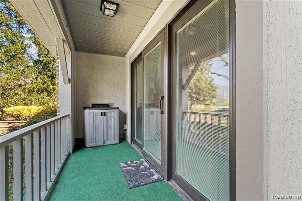 42160 Woodward Avenue, 17, Bloomfield Hills, MI 48304 — Photo 20