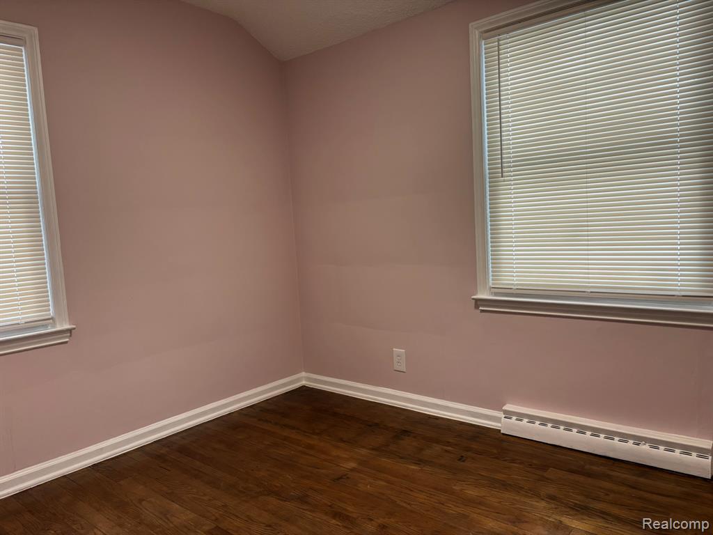 8149 Standard, Center Line, MI 48015 — Photo 8