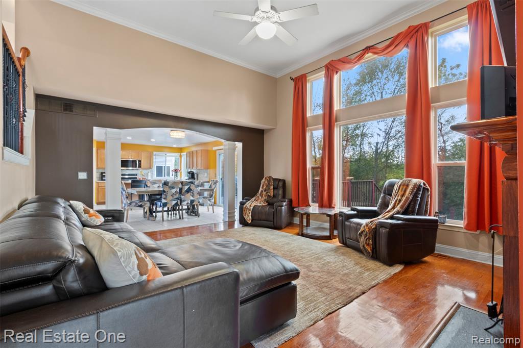 43275 Pond Bluff Drive, Belleville, MI 48111 — Photo 5