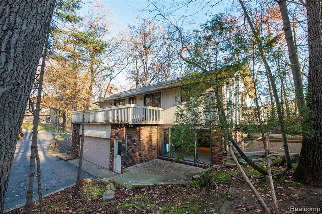 4993 Tiohero Boulevard, Clarkston, MI 48348 — Photo 7