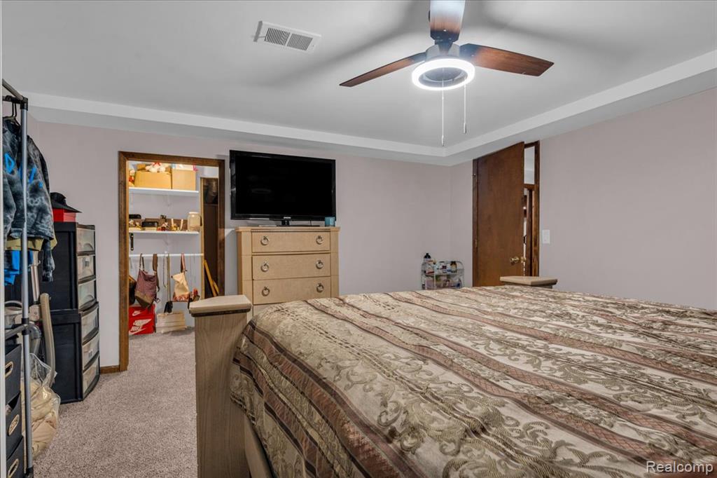 43939 Manitou Drive, Clinton Twp, MI 48038 — Photo 33