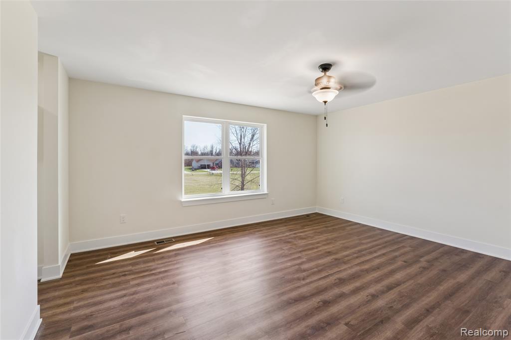 10198 Hunt Drive, Davison, MI 48423 — Photo 29
