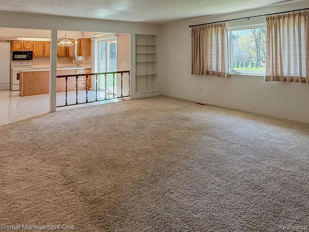 5326 FALMOUTH Drive, Troy, MI 48085 — Photo 6