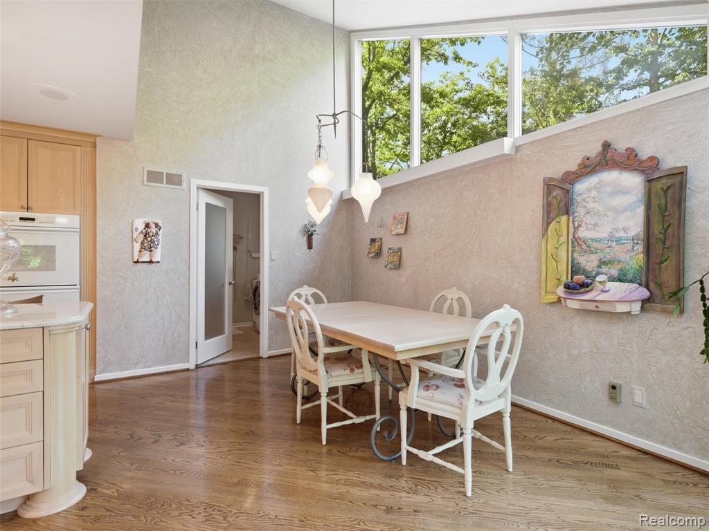 4751 Rolling Ridge Road, West Bloomfield, MI 48323 — Photo 16