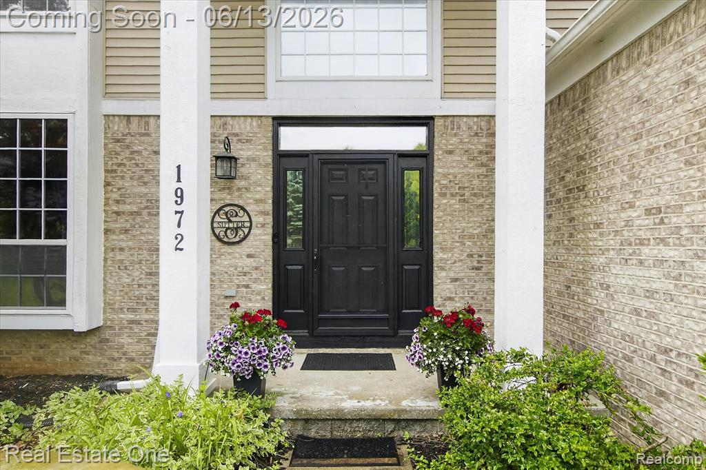 1972 Woodridge Court, Highland, MI — Photo 5