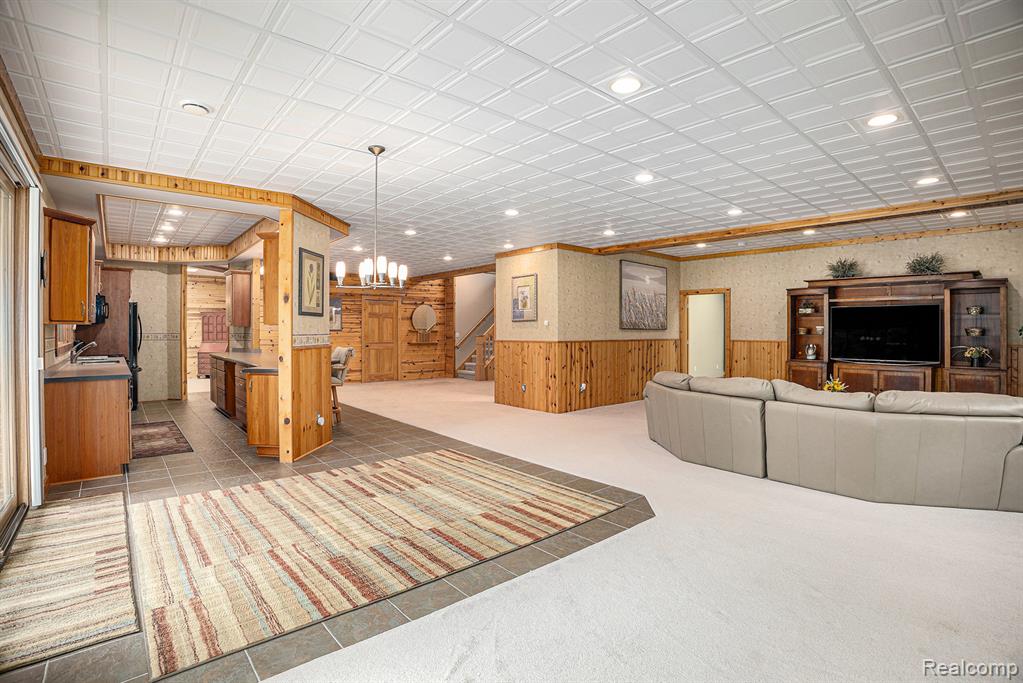 4301 Rolling Acres Drive, Hartland, MI 48353 — Photo 42