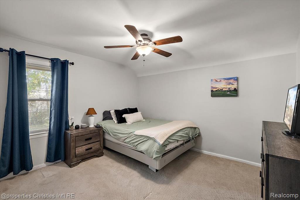 4402 Berkshire Road, Royal Oak, MI 48073 — Photo 16