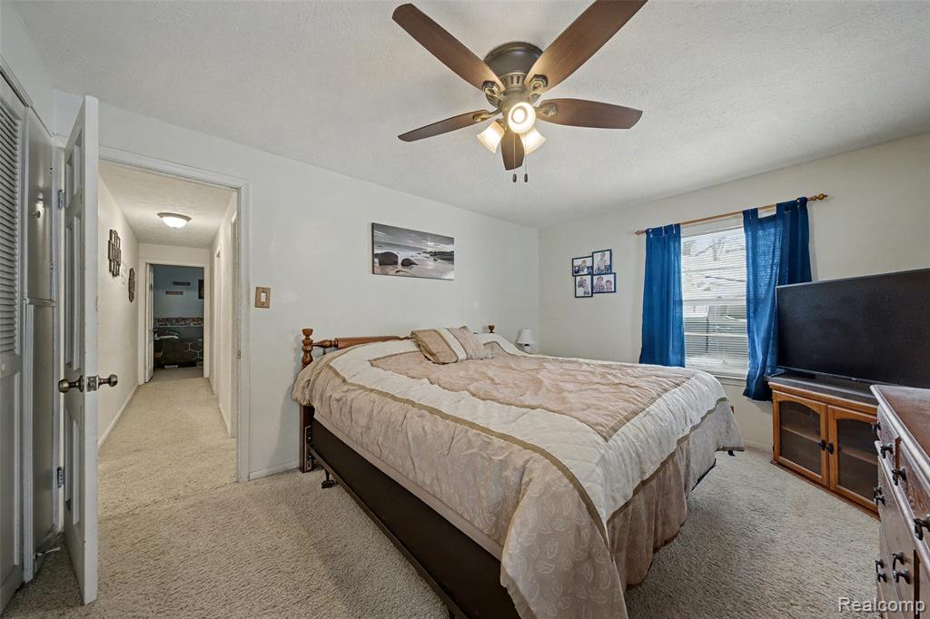11849 Four Lakes Drive, South Lyon, MI 48178 — Photo 17