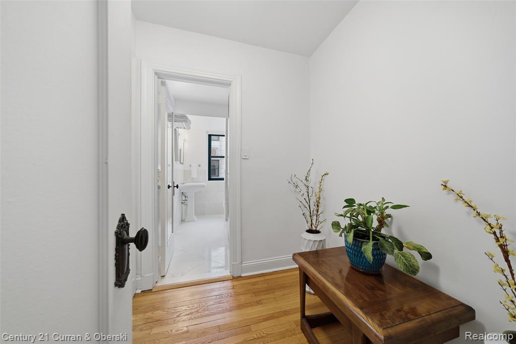 15 E Kirby Street, 1104, Detroit, MI 48202 — Photo 21