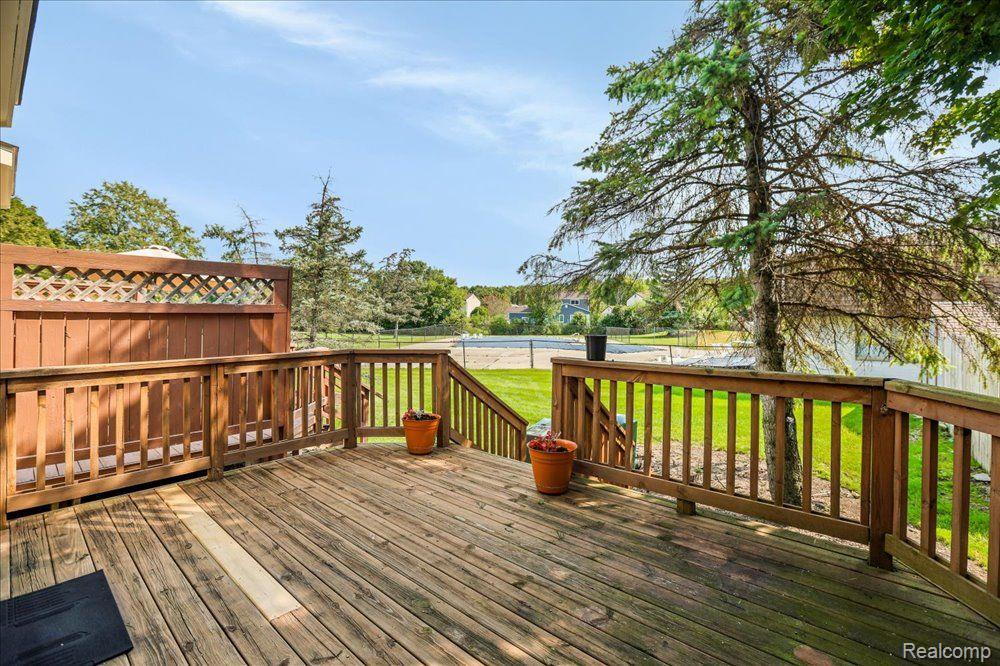 1653 Bennington Court, Canton, MI 48188 — Photo 30