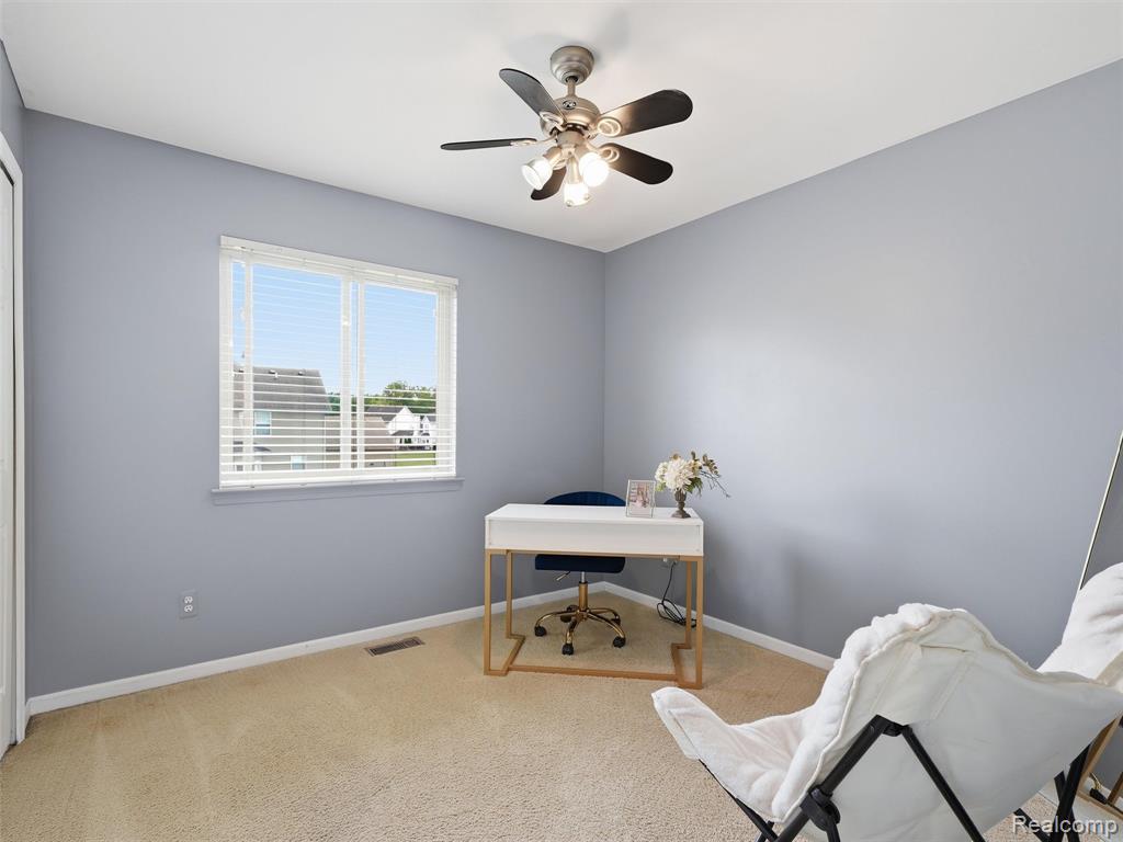 23621 Crescent Ridge Drive, New Boston, MI 48164 — Photo 24