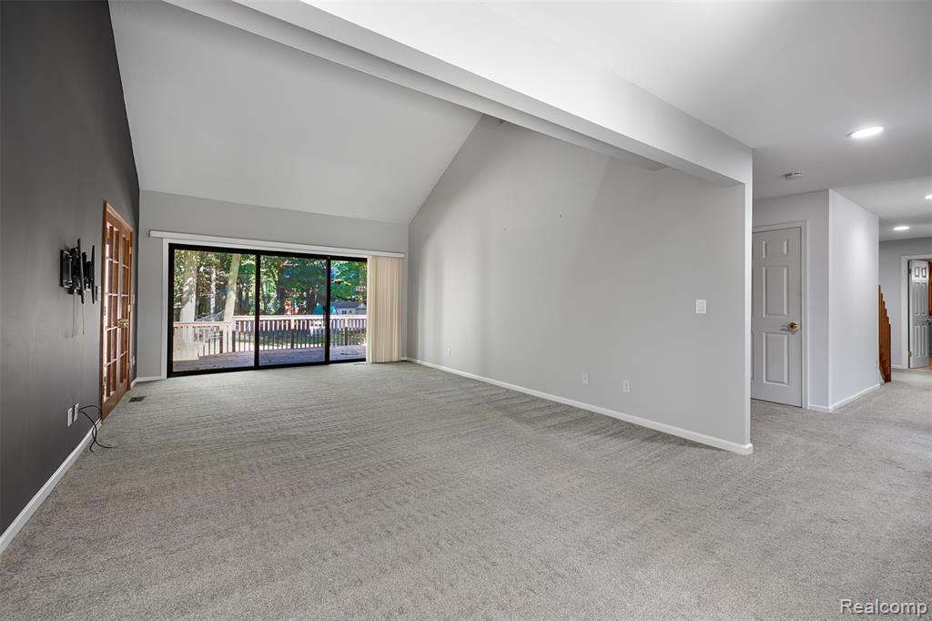 8830 Voigt Avenue, Grosse Ile, MI 48138 — Photo 16