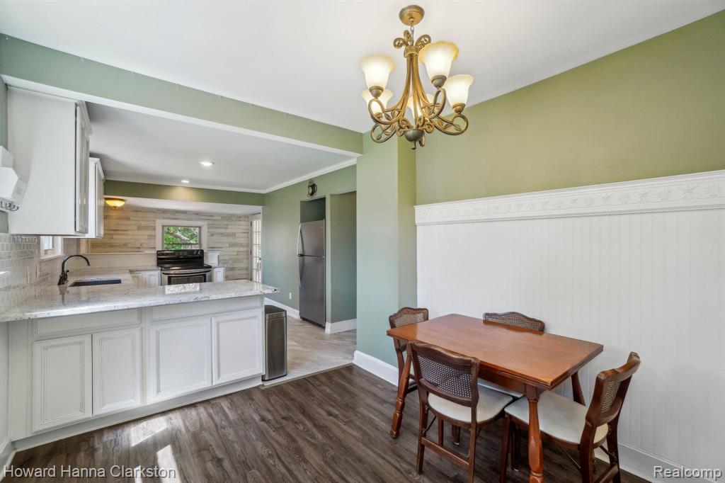505 N Adelaide Street, Fenton, MI 48430 — Photo 5