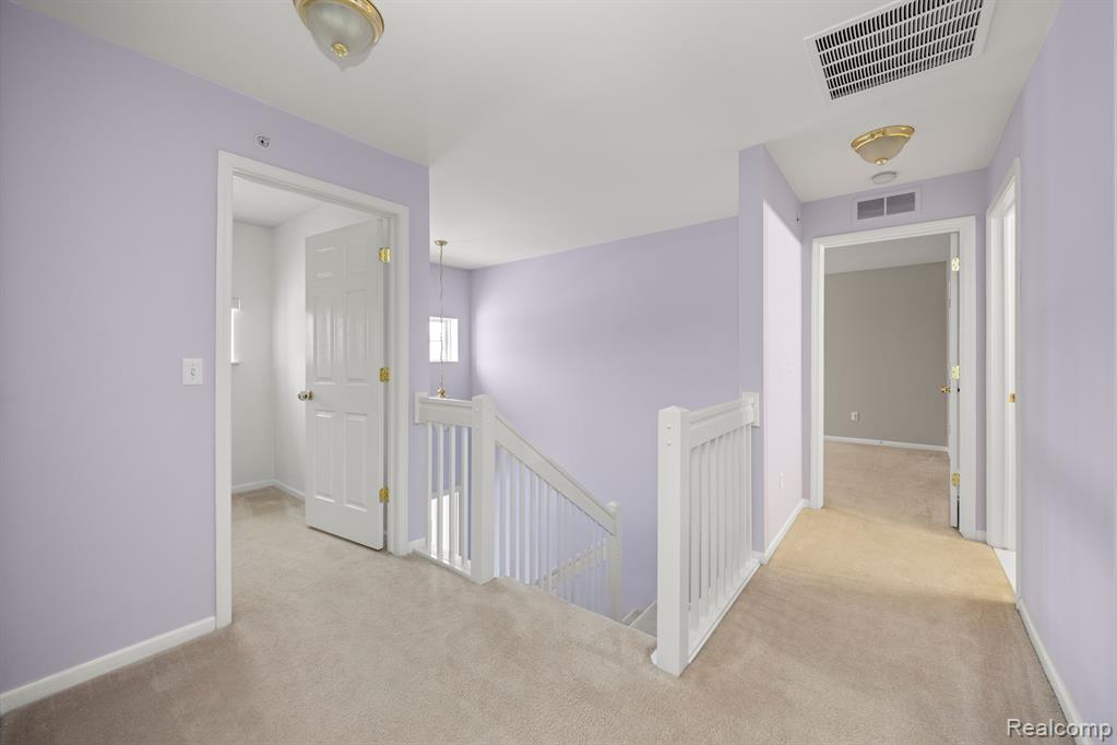 28260 OAKMONTE Circle E, New Hudson, MI 48165 — Photo 23