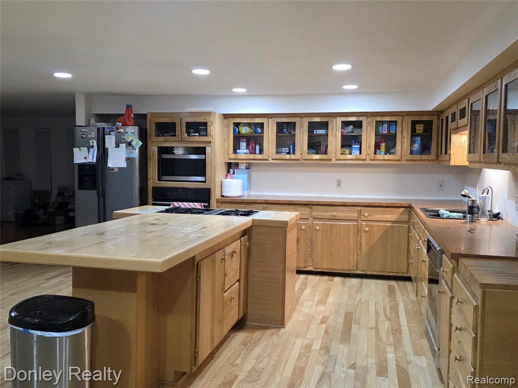4677 Point Court, MI — Photo 2