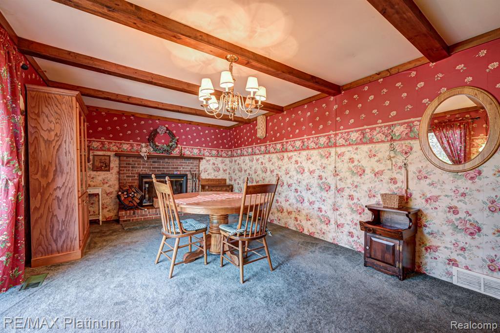 7062 South Fork Drive, Swartz Creek, MI 48473 — Photo 16